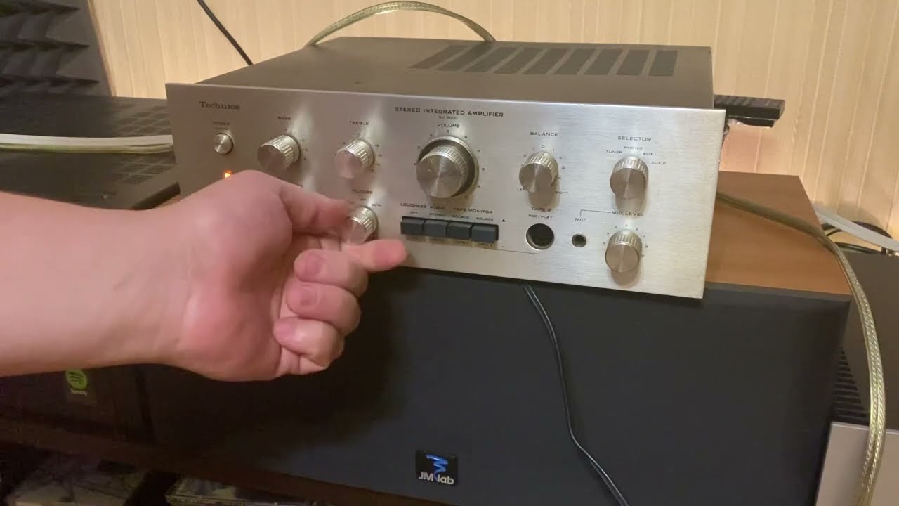Technics ステレオ アンプ SU-3000 & SU-V55 Technics ステレオ アンプ