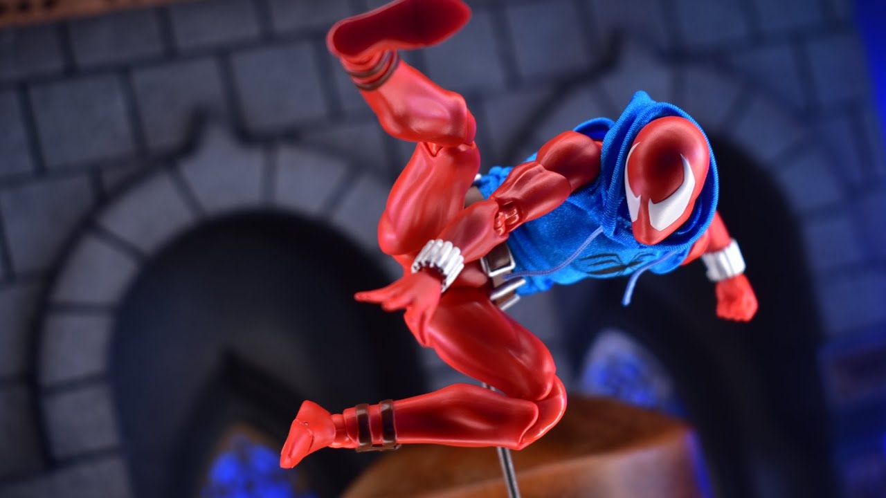 Medicom Mafex 186 Ben Reilly Scarlet Spider Comic Ver - YouTube