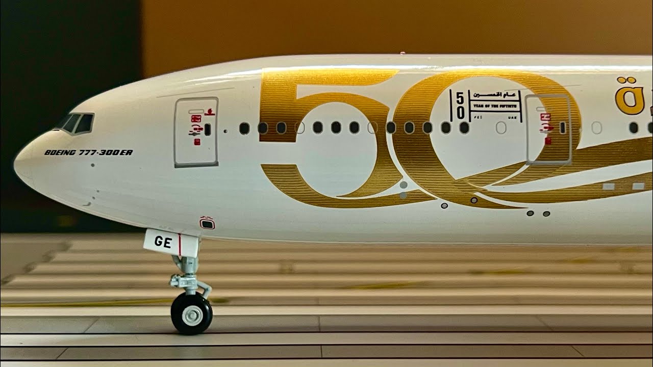 Gemini200 Emirates Boeing 777-300ER 50th Year Anniversary Model