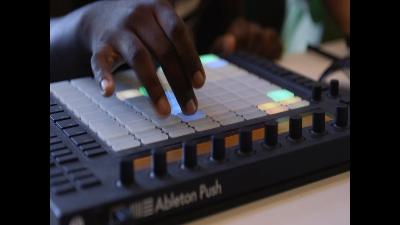 Ableton Push 2 + Ableton Live 9.5 First Look - DJ TechTools