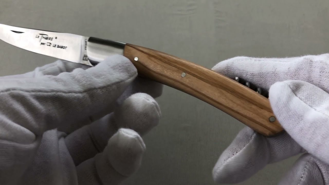 Le Thiers 4.7in in olivewood with corkscrew