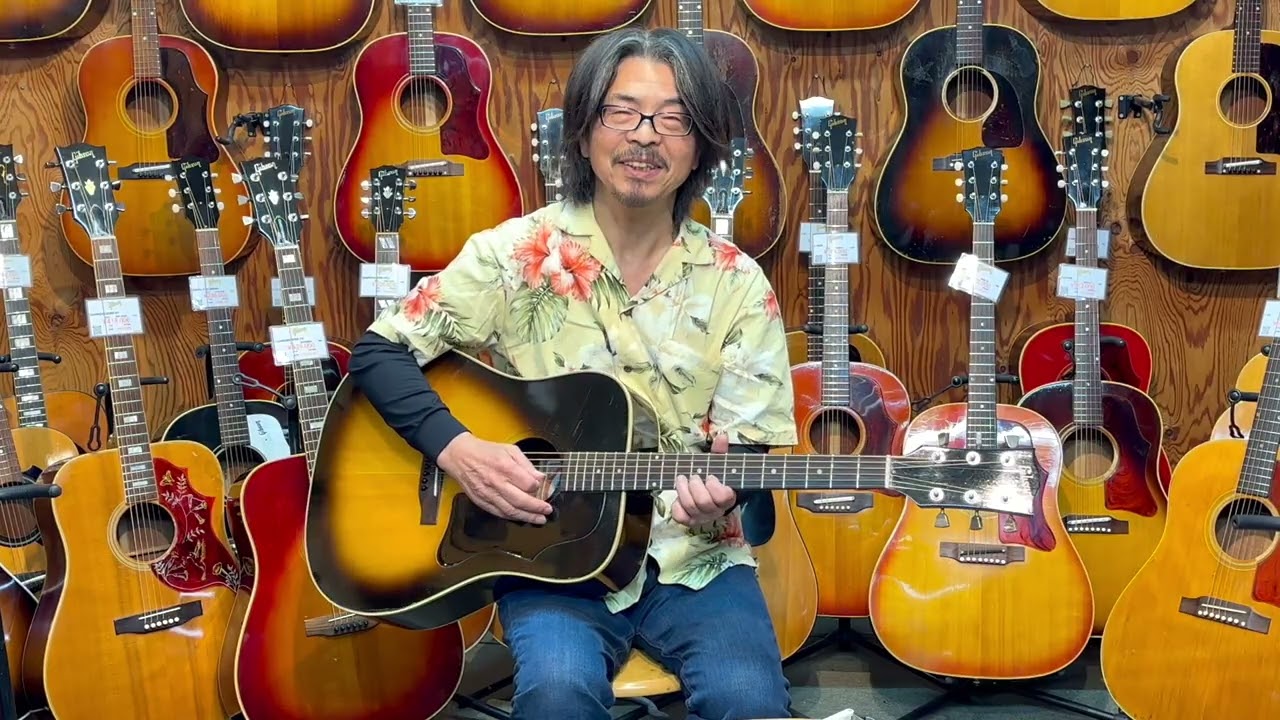 GIBSON J 45 DELUXE 1978 - YouTube
