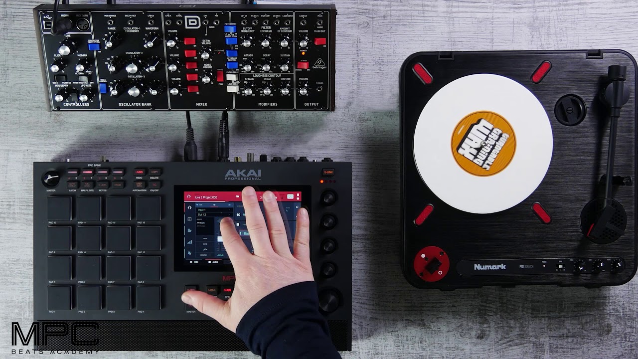 AKAI Professional MPC Live II Sampler - buy online | USA