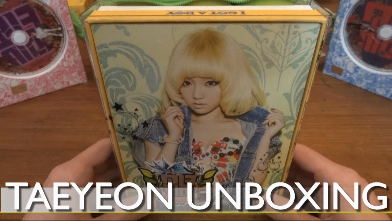 Unboxing - I GOT A BOY (SNSD) -TaeYeon Version- - YouTube