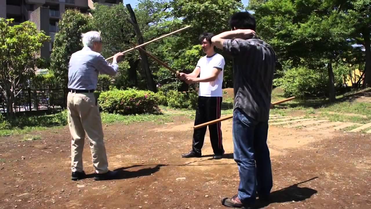 5/9/2011 神道夢想流杖術 西岡常夫先生 Nishioka sensei's house