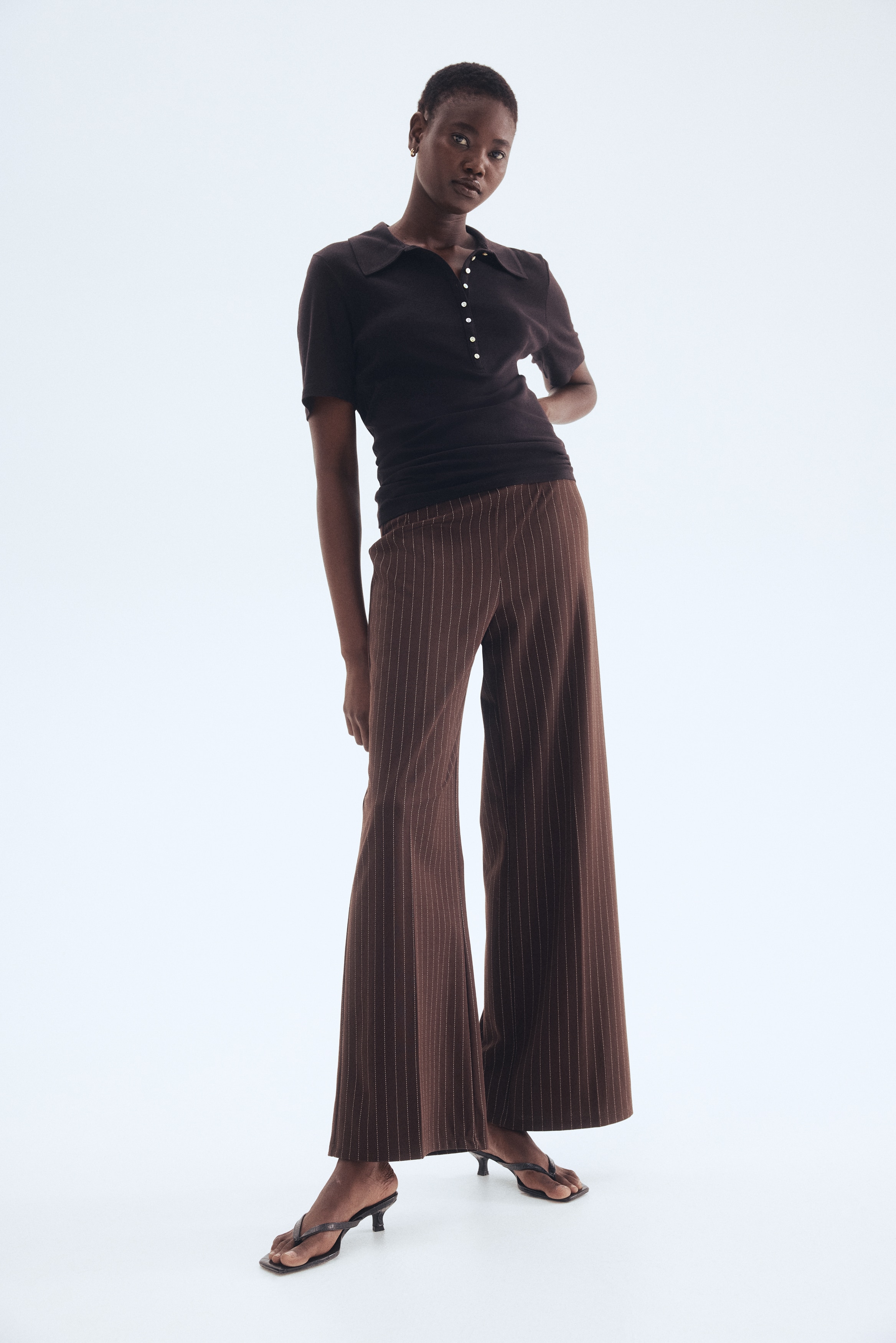 ストレートパンツ - Dark brown/Pinstriped - レディース | H&M JP