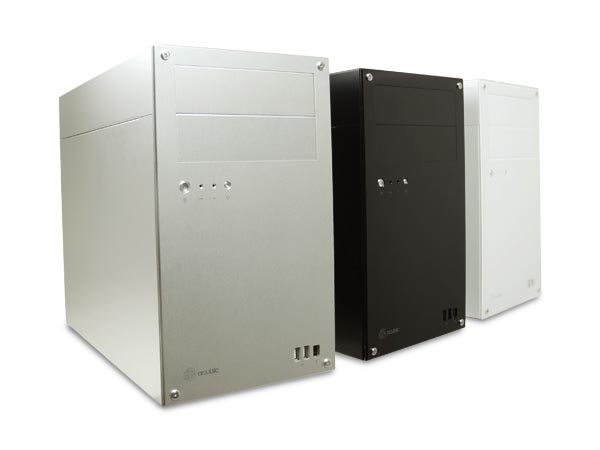 abee itxケース アルミ abee、アルミパネルをふんだんに使って冷却性能