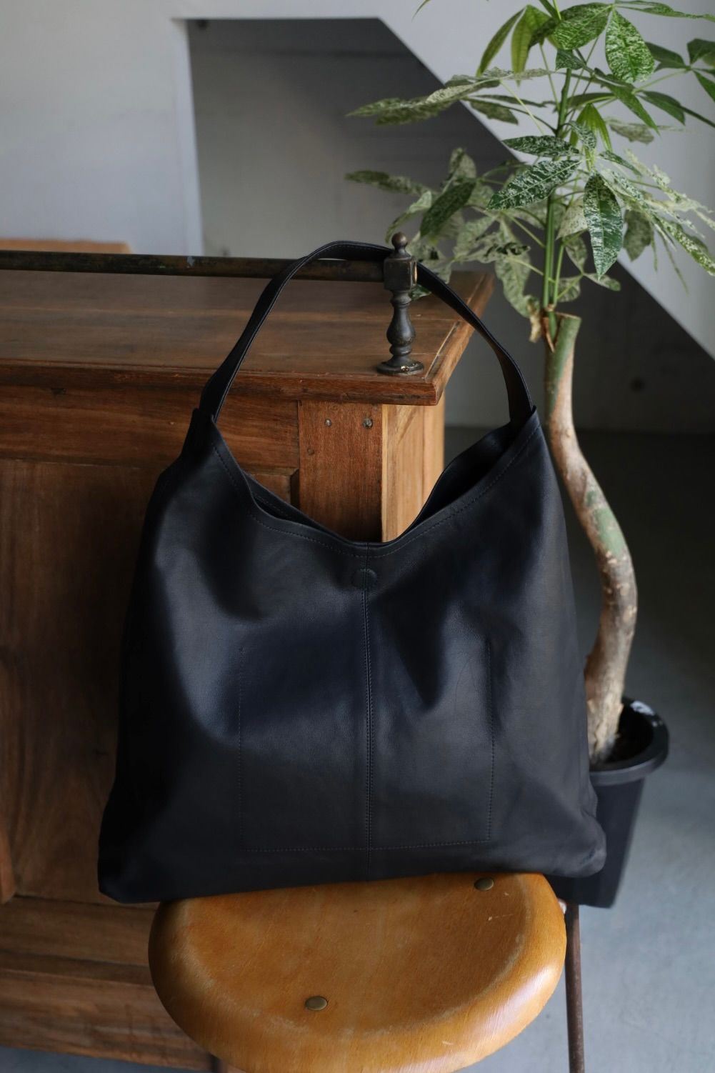 Morphée - Morphee / モルフェトートバッグ TRIANGLE SHOULDER(TAM-BLK