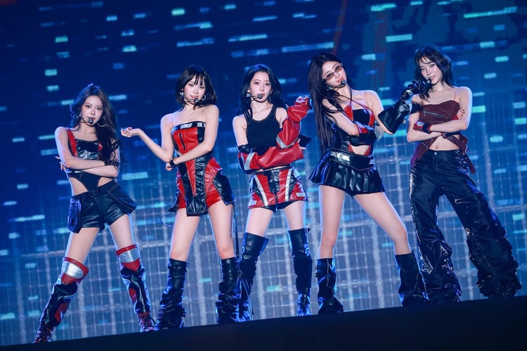 LE SSERAFIM初東京ドーム公演終幕、SAKURAは11年ぶりにドームの舞台に