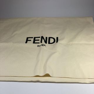 FENDI（ショップ袋）のフリマアイテム一覧