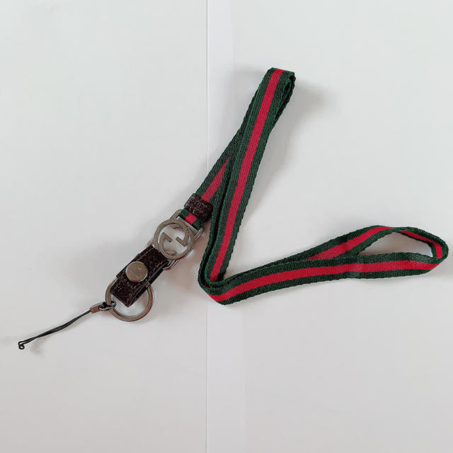 GUCCI - GUCCI ネックストラップ 正規品の通販 by poki｜グッチならラクマ