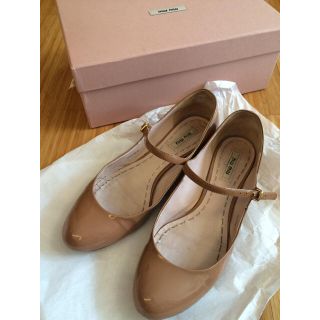 MIU MIU（バレエシューズ ・ ベージュ系）のフリマアイテム一覧