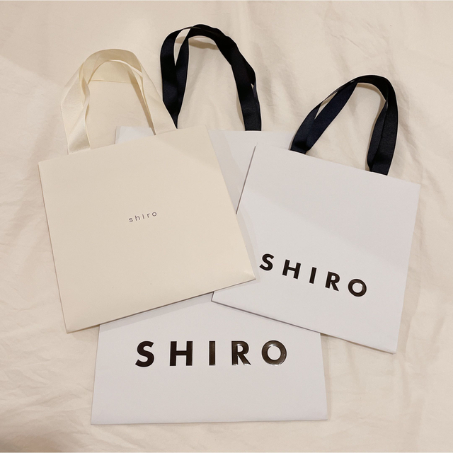 shiro - SHIRO ショッパーの通販 by ？｜シロならラクマ