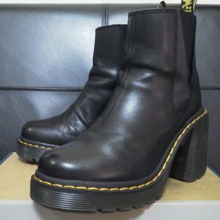 Dr.Martens（厚底 ・ ブーツ）のフリマアイテム一覧