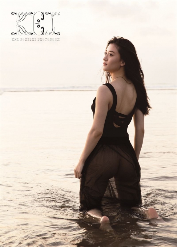 上西恵 写真集『KEI』 : 上西恵 | HMV&BOOKS online - 9784847082597