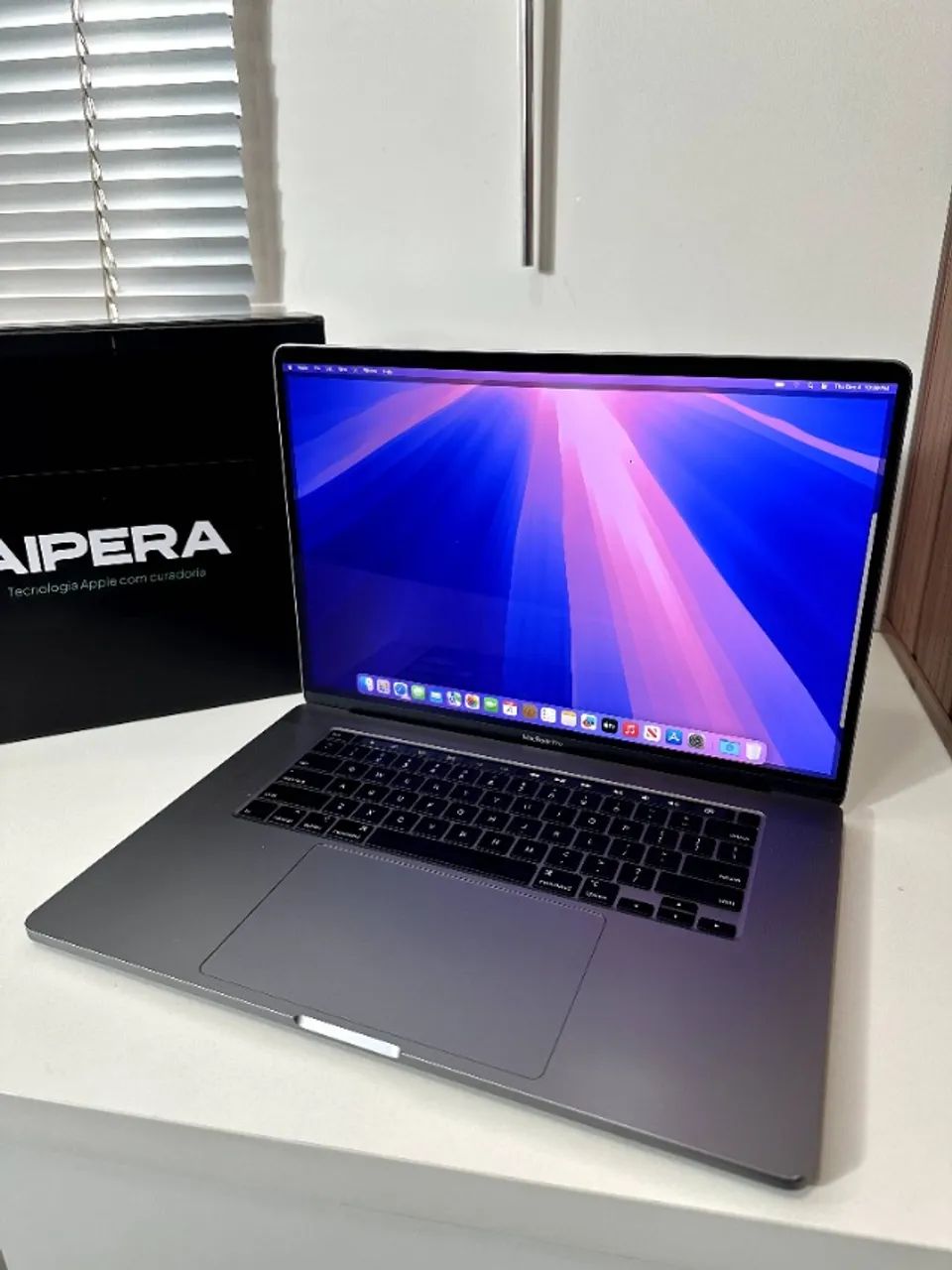 MACBOOK PRO 16