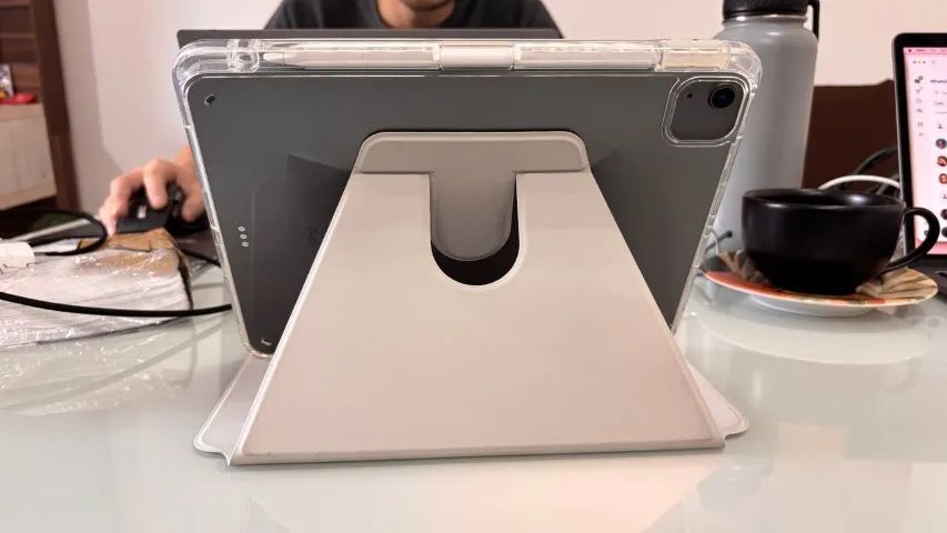 iPad Air 4 Geração - 64GB - Wi-Fi - Cinza Espacial + Apple Pen