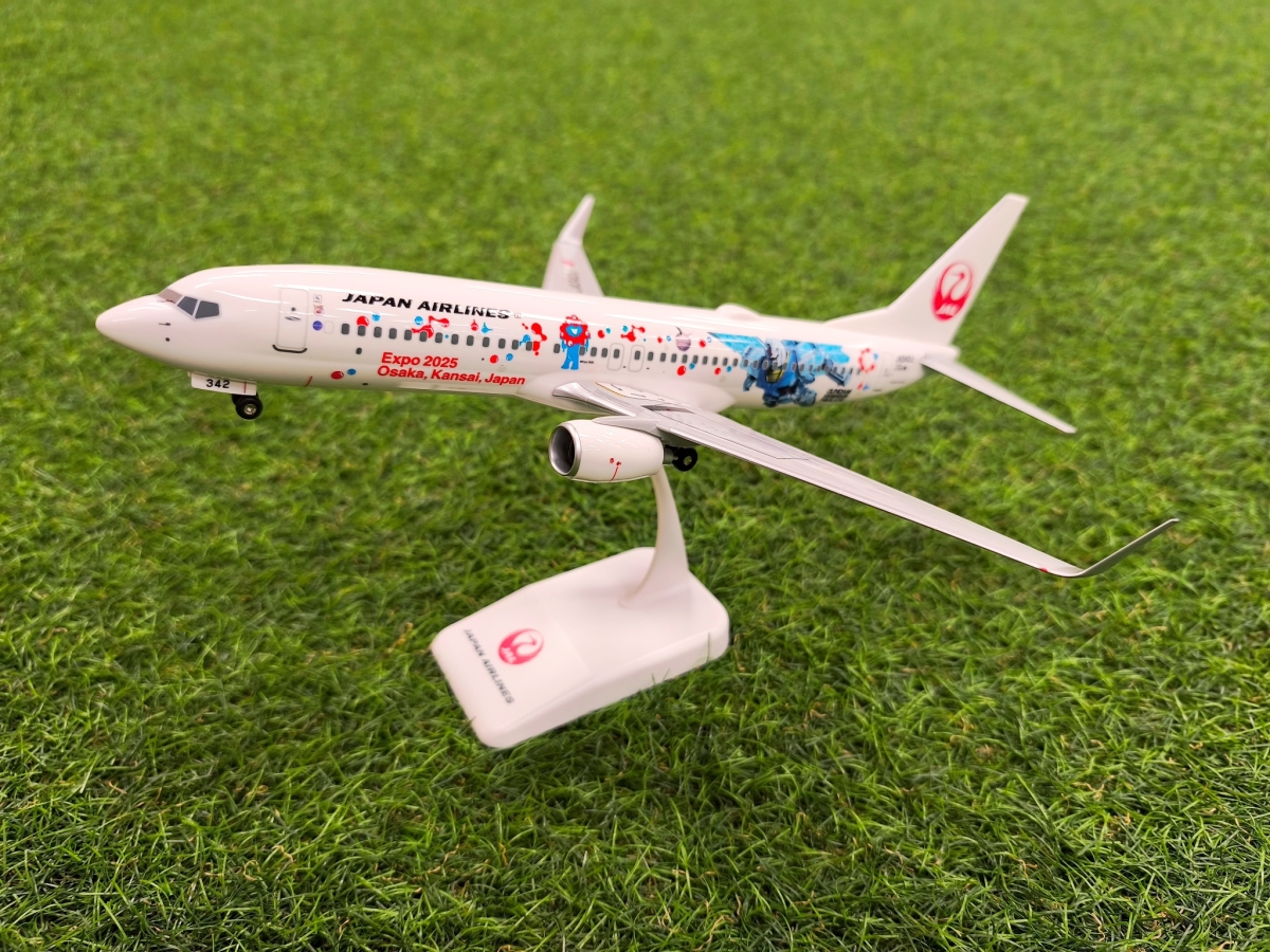 1/130 ボーイング 737-800 (JA343J) 日本航空 (JAL) X ガンダム 2025年