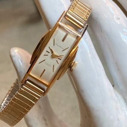 SEIKO SOLAR（セイコー ソーラー）変形レクタングル Dead Stock -JeJe
