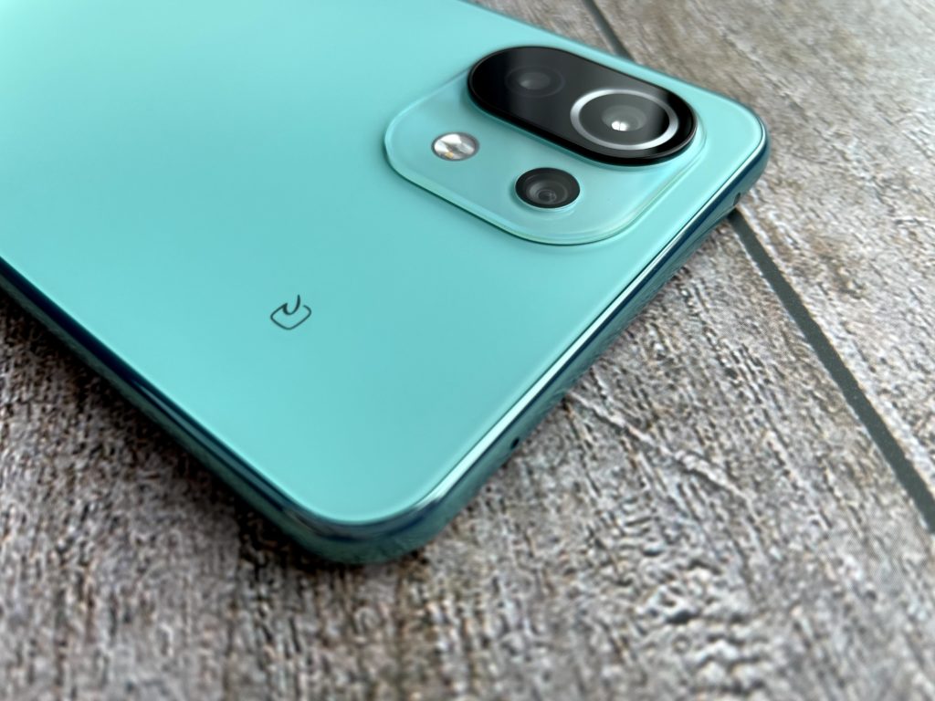 Xiaomi Mi11 Lite 5G国内版レビュー！手堅いスマホだけど気になった点