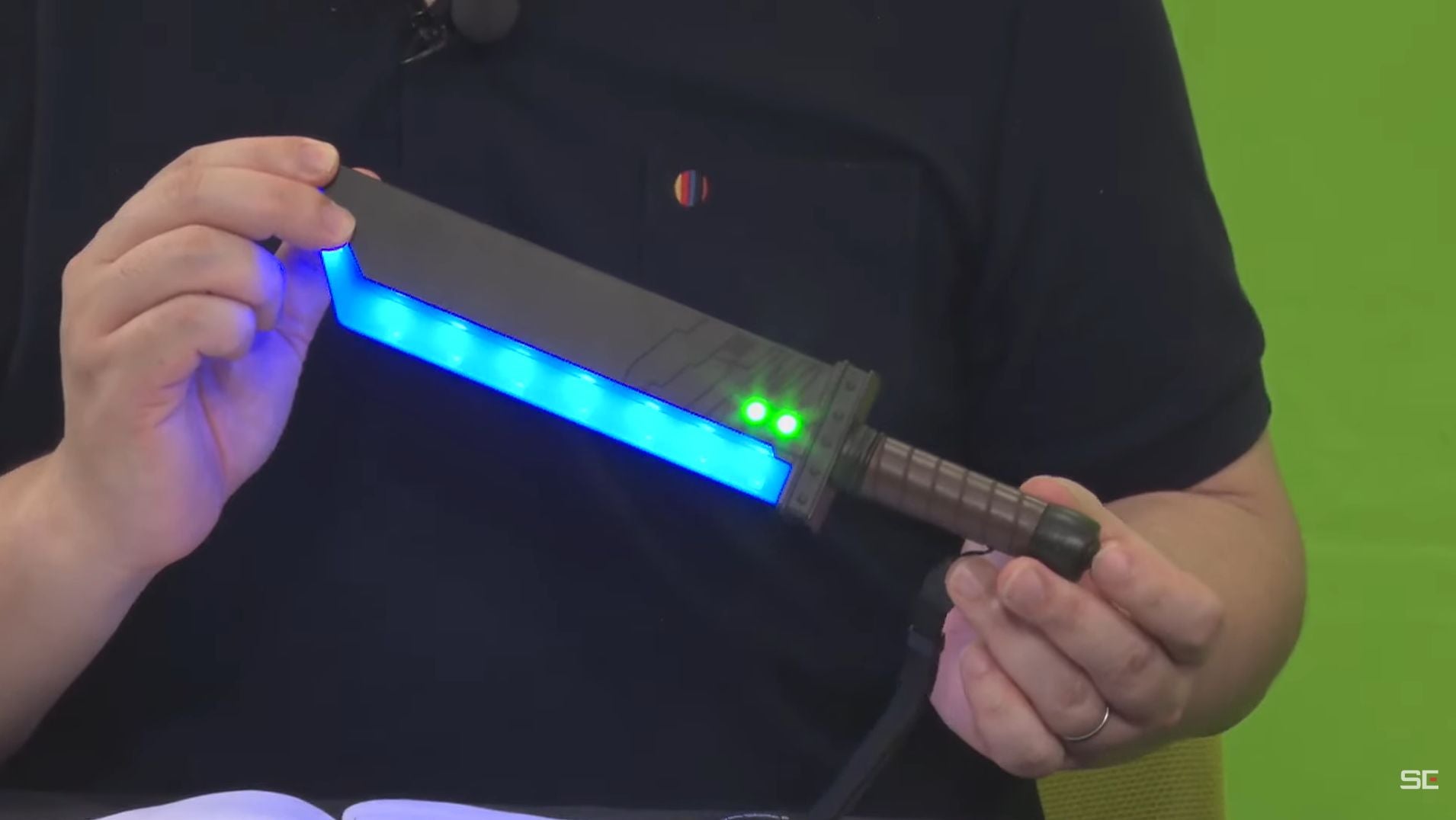 FINAL FANTASY VII Buster Sword Concert Light Exclusive – JumpIchiban