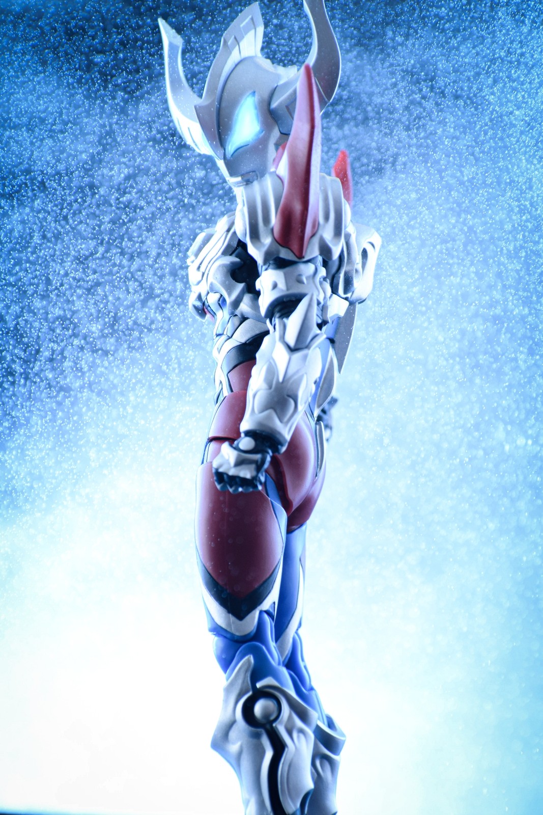 レビュー】S.H.figuarts ウルトラマンジード マグニフィセント : 関節