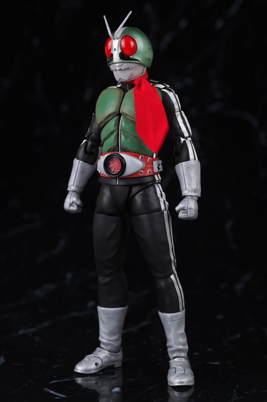 S.H.フィギュアーツ(真骨彫製法) 仮面ライダー新1号 栄光の昭和