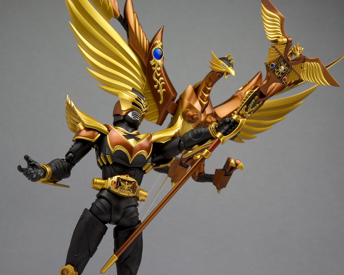 S.H.フィギュアーツ 仮面ライダーオーディン&ゴルトフェニックス