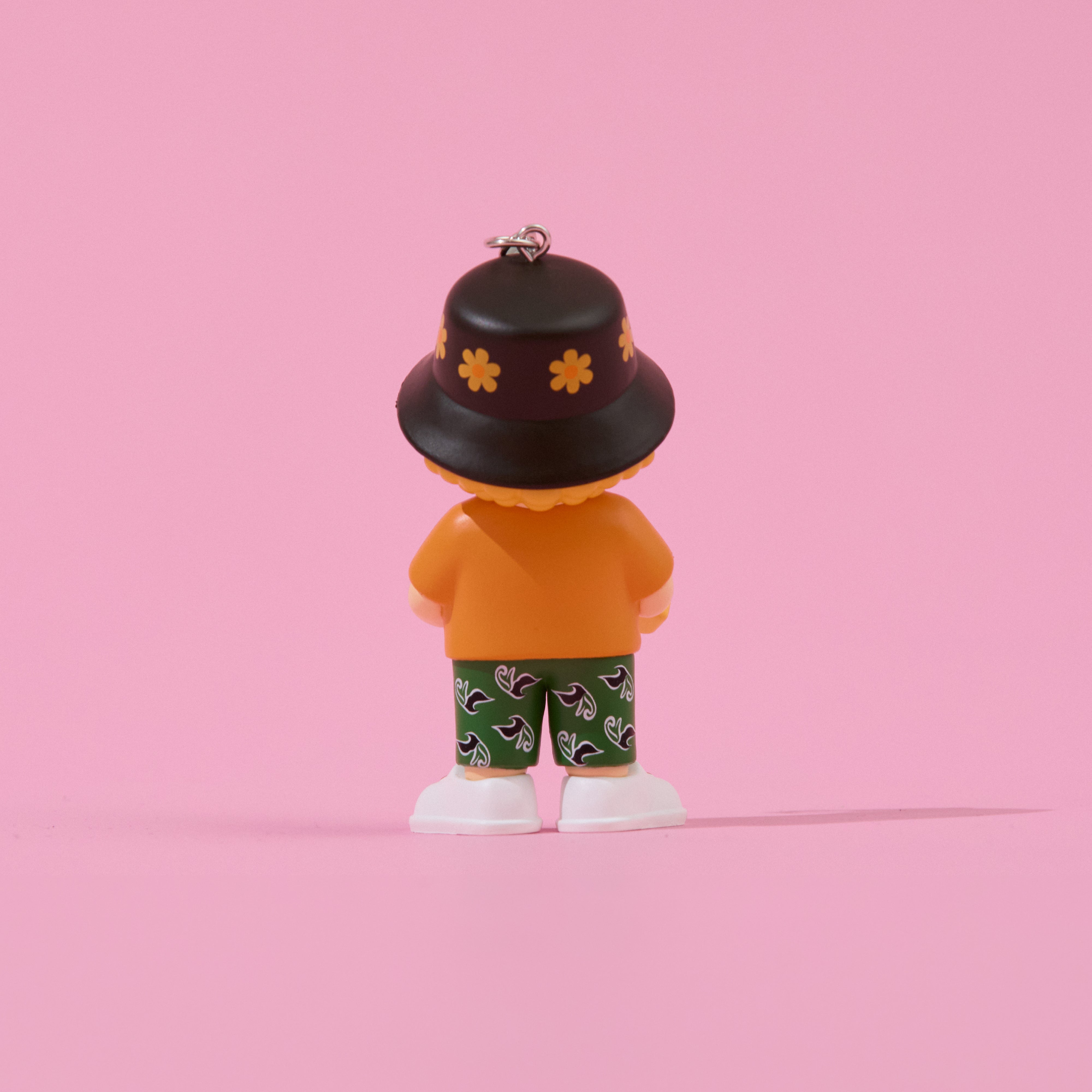 Wonder Museum MVキーホルダー(ビターバカンス) – Mrs. GREEN APPLE