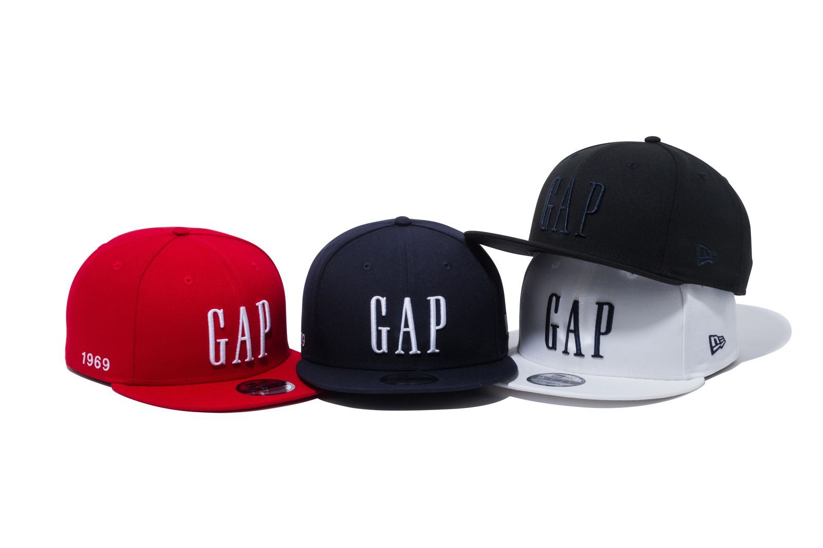 Gapとニューエラが初コラボ！日本限定のロゴキャップが登場！ | GQ JAPAN