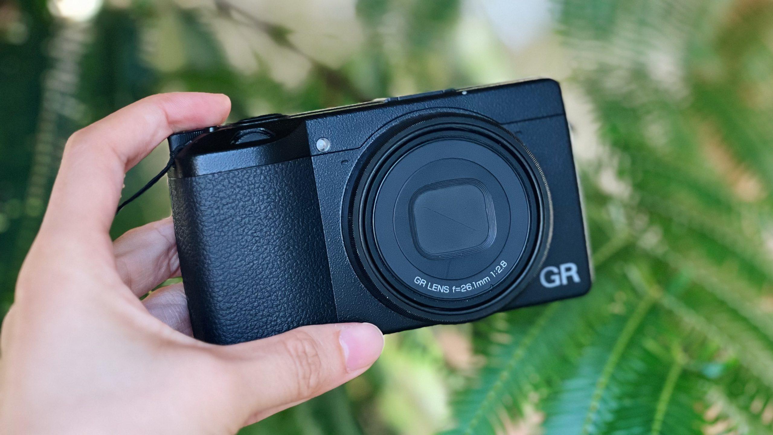 写真好きの私が10年越しに見つけた、理想のカメラ。「GR IIIx」を1ヶ月