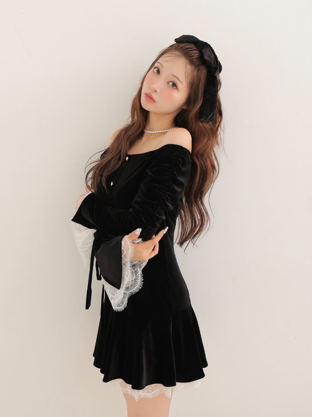 Classical velvet mini onepiece(eme10610) – M me eme