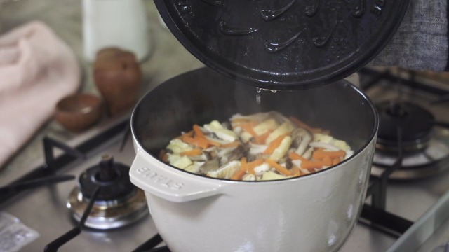 Amazon.co.jp: staub ストウブ 「 ワナベ リネン M 18cm ヴィンテージ
