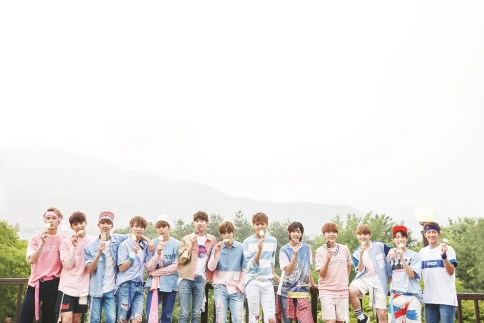 Amazon.co.jp: SEVENTEEN FIRST LOVE & LETTER Reissue 1st Album CD+