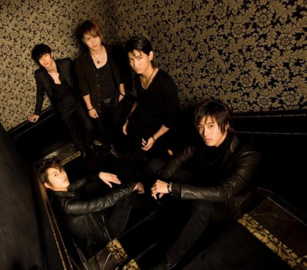Amazon.co.jp: 呪文-MIROTIC-(DVD付): ミュージック