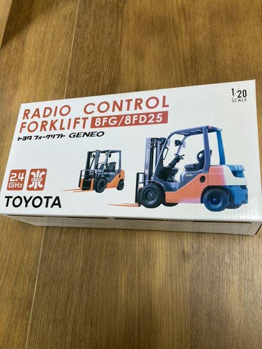 トヨタ ラジコンフォークリフト 8FG/8FD25 TOYOTA GENEOラジコン