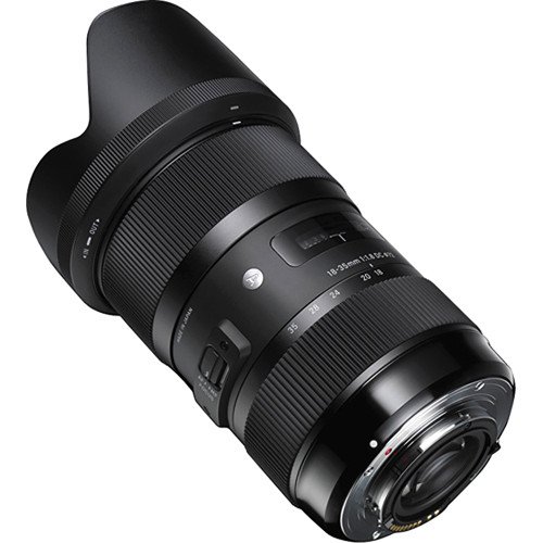 Amazon.com : Sigma 18-35mm F/1.8 DC HSM Lens for Canon APS-C DSLR