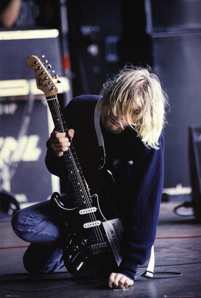 Amazon.co.jp: Kurt Cobain Guitar Maxi Poster : ホーム＆キッチン