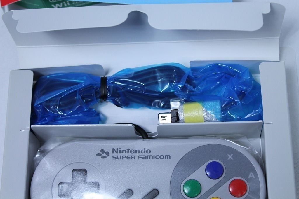 Amazon | Wii スーパーファミコン クラシックコントローラ