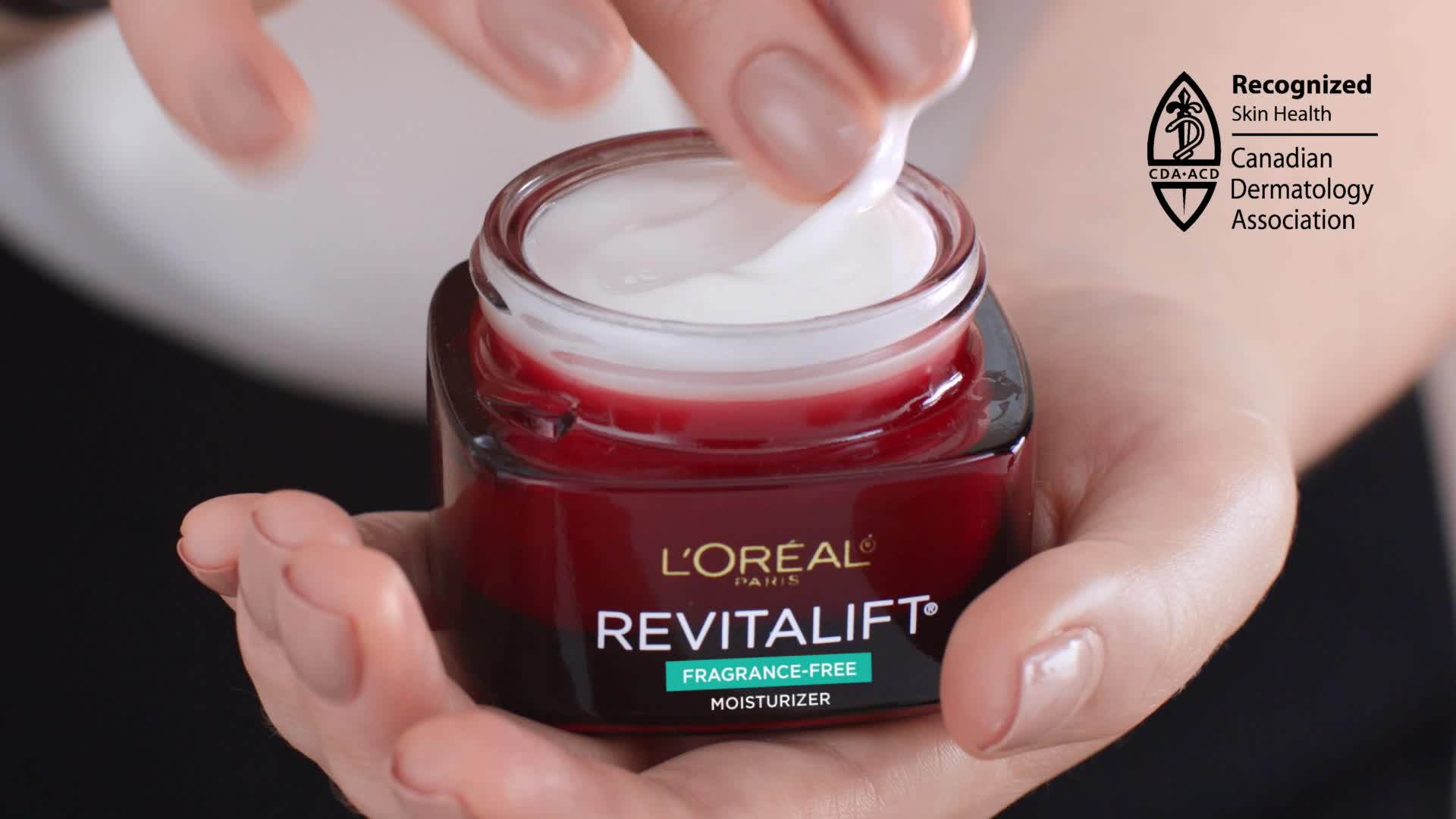 L'Oréal Paris Day Cream, Face Moisturizer with Pro-Retinol