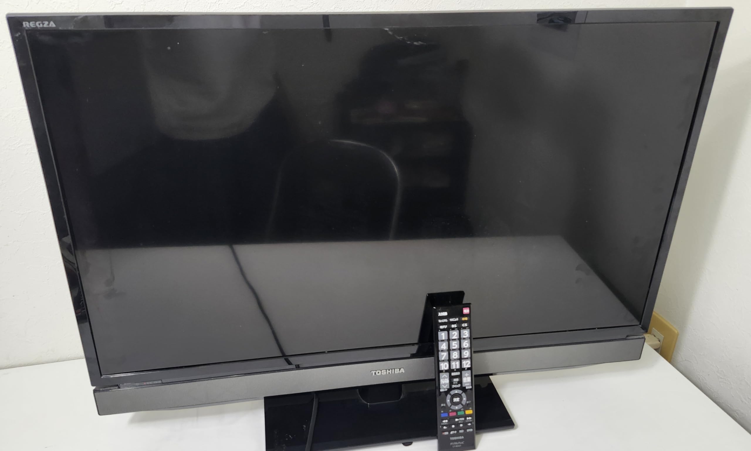 TOSHIBA 32型液晶テレビ HDMI USB端子搭載東芝 液晶テレビ 32型 HDMI×2