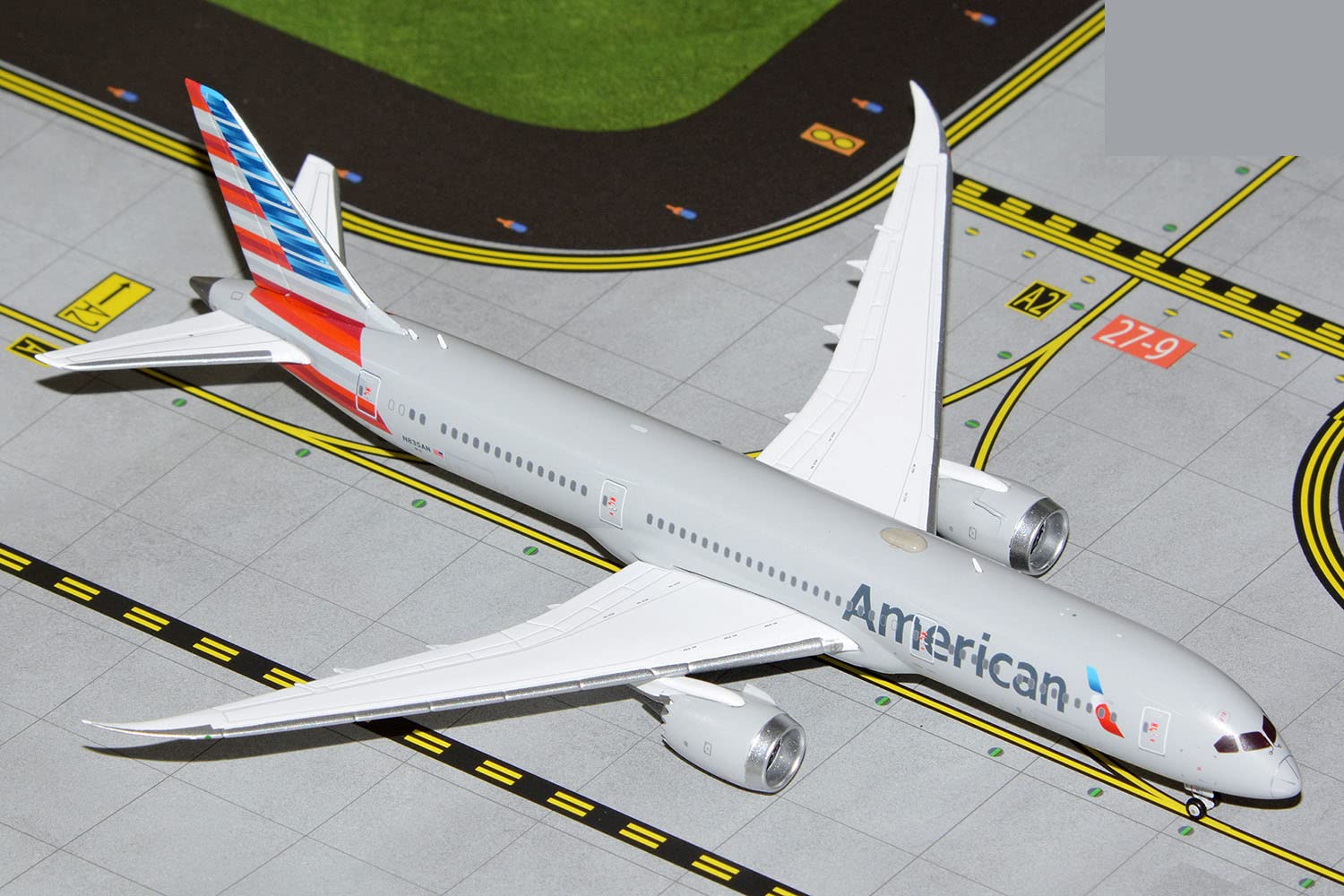 Amazon.com: GeminiJets GJAAL2088 American Boeing 787-9 Dreamliner