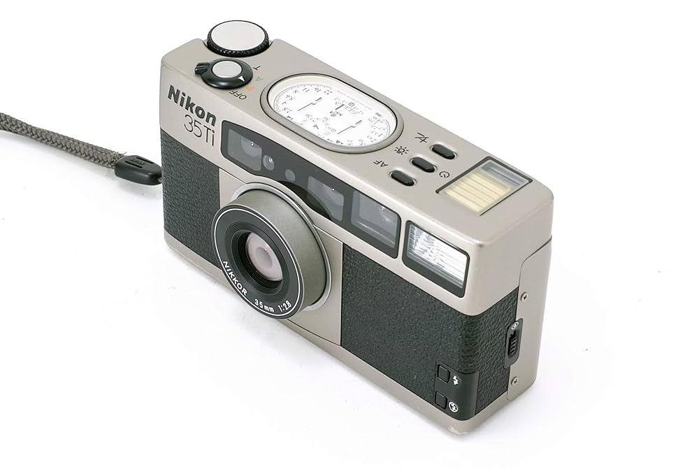 Nikon 35Ti フィルムカメラ（動作未確認） Nikon 35Ti フィルムカメラ