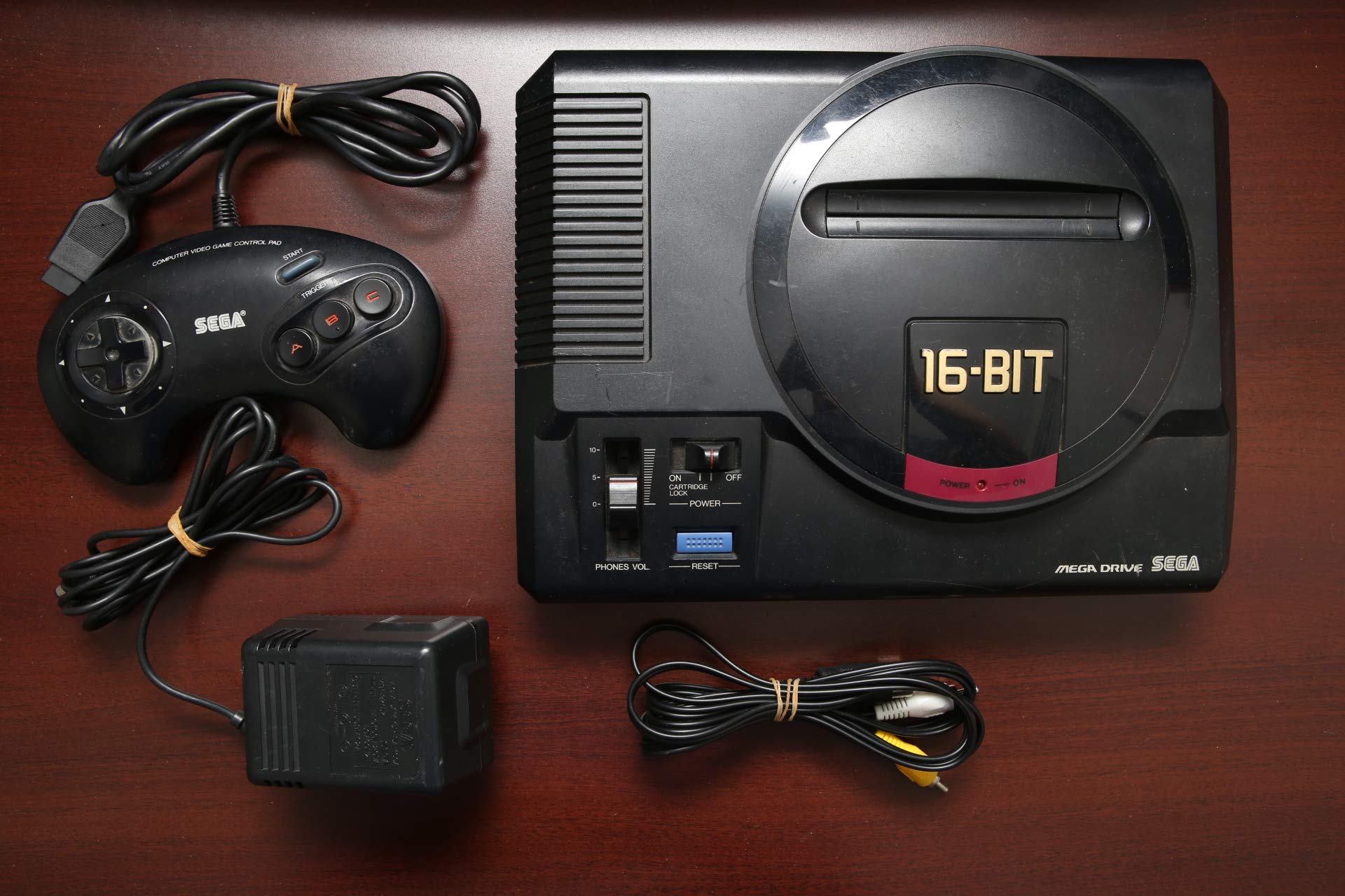 Amazon.com: Original Sega Mega Drive 1 Console Japan : Video Games