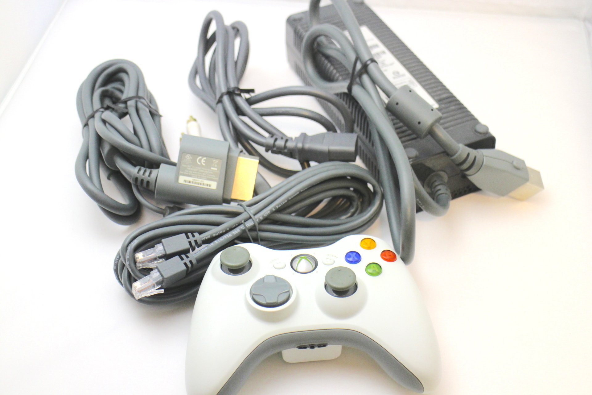 Amazon | Xbox 360 発売記念パック (初回限定生産) 【メーカー生産終了