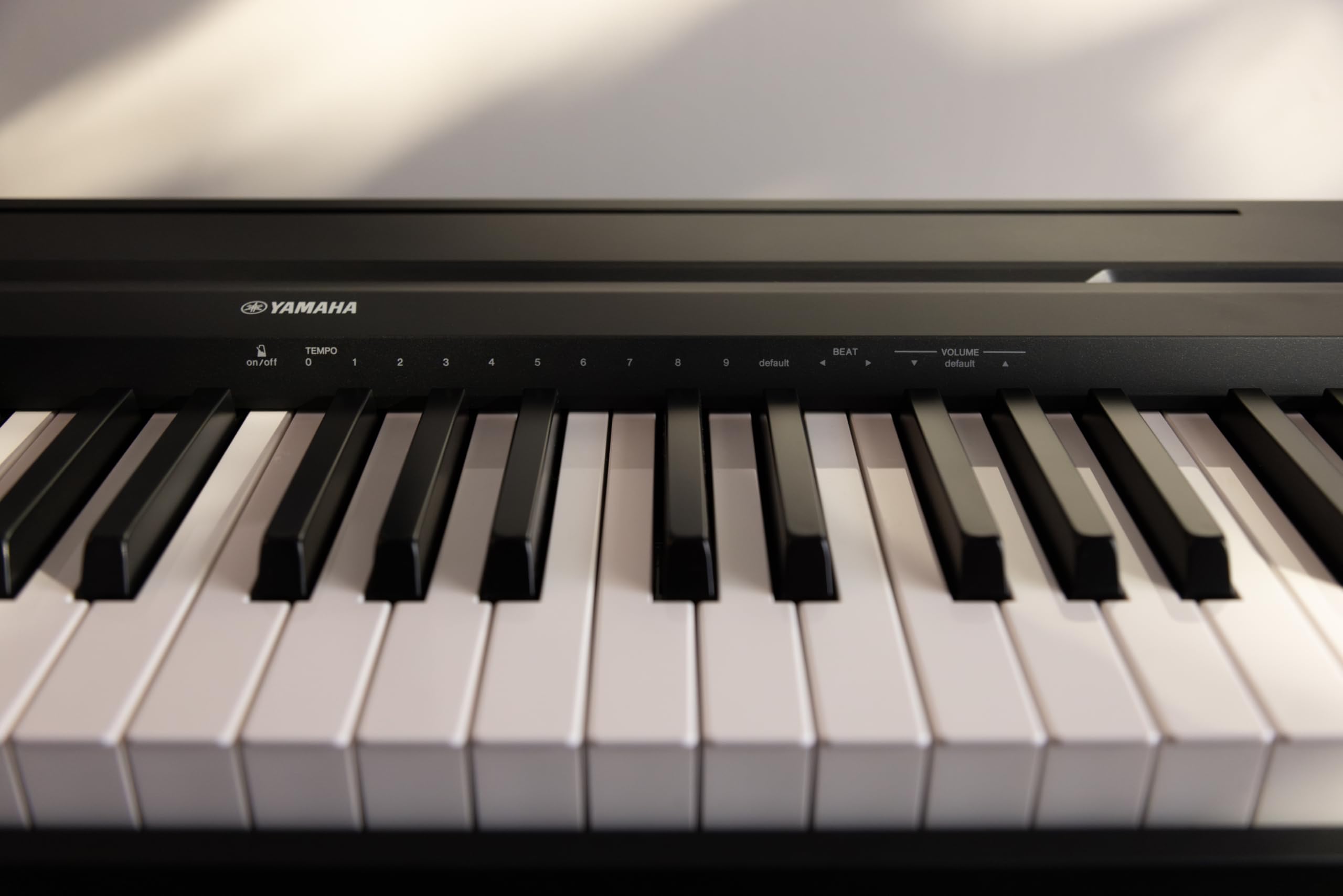 Amazon | ヤマハ デジタルピアノ-ホーム、88鍵(P143B) | 電子ピアノ