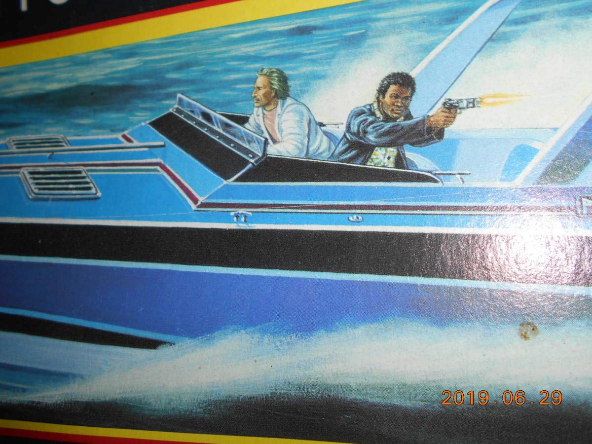 Amazon.co.jp: Discounted Rare Power Boat Monogram SCARAB Miami