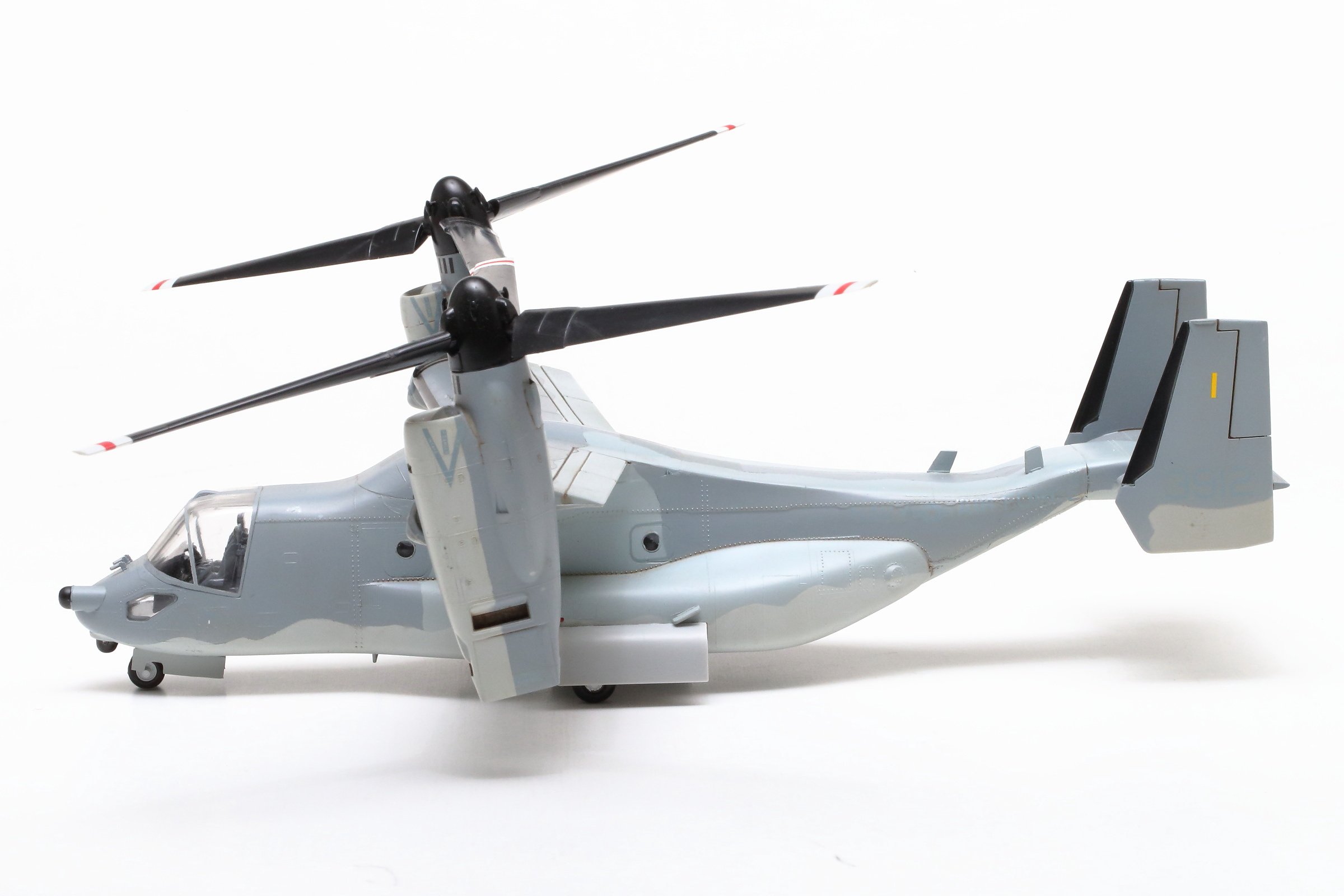Amazon.com: Tamiya 1/72 V-22 Osprey : Arts, Crafts & Sewing