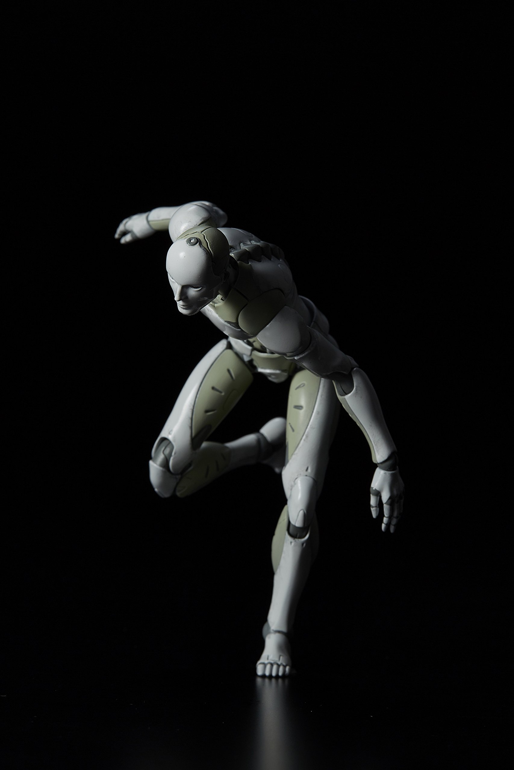 Amazon.co.jp: 1/12 東亜重工製合成人間 1/12スケールPVC&ABS製塗装