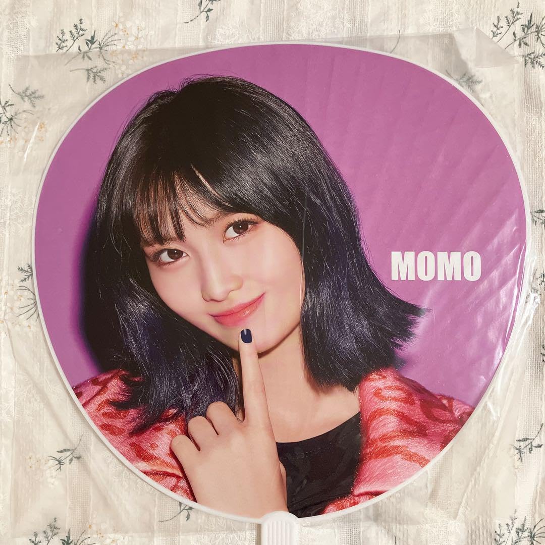 Amazon.co.jp: ? TWICE モモ one more time うちわ ライブグッズ 団扇